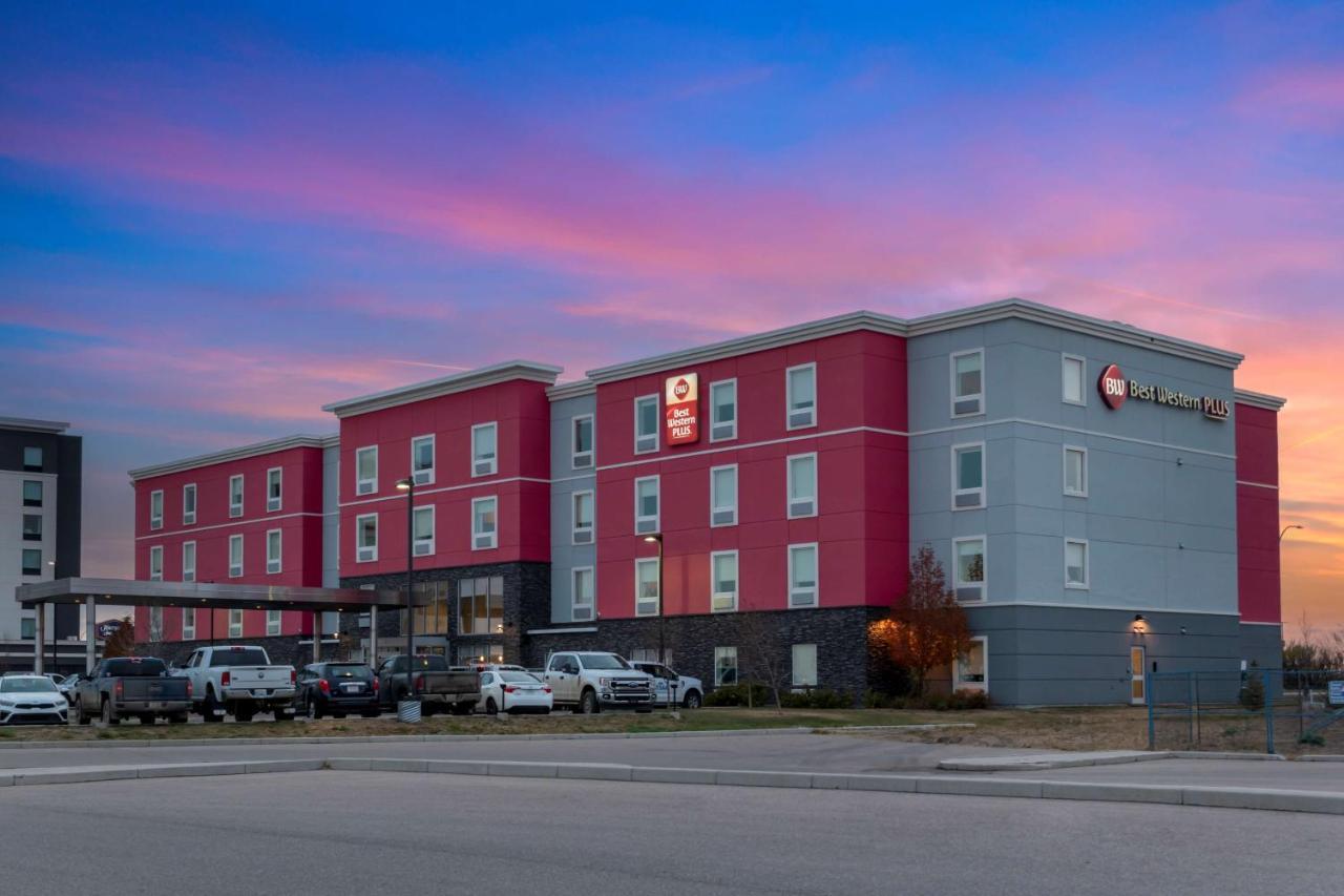 Best Western Plus Airport Inn&Suites Saskatoon Exterior foto