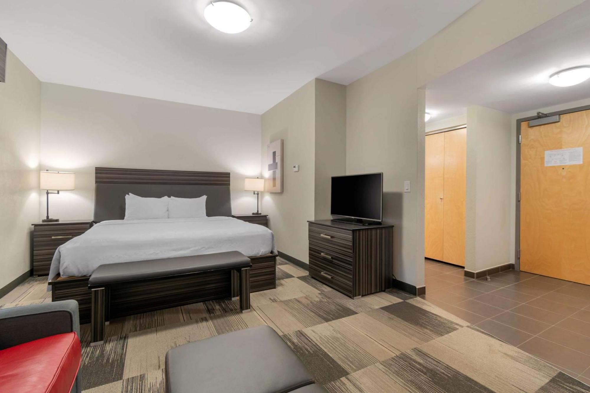 Best Western Plus Airport Inn&Suites Saskatoon Exterior foto