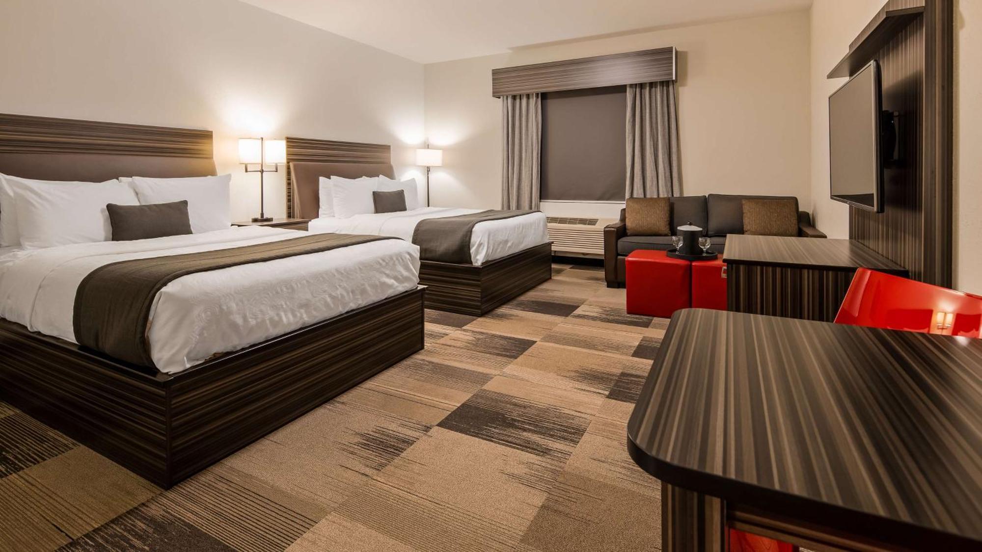 Best Western Plus Airport Inn&Suites Saskatoon Exterior foto