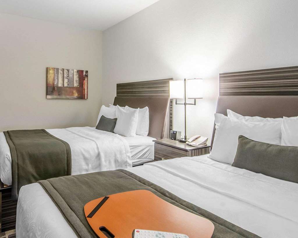 Best Western Plus Airport Inn&Suites Saskatoon Zimmer foto