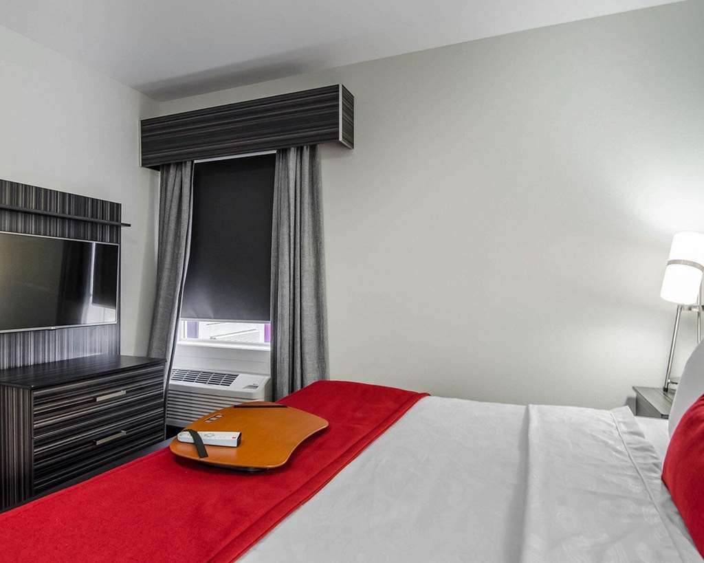 Best Western Plus Airport Inn&Suites Saskatoon Zimmer foto