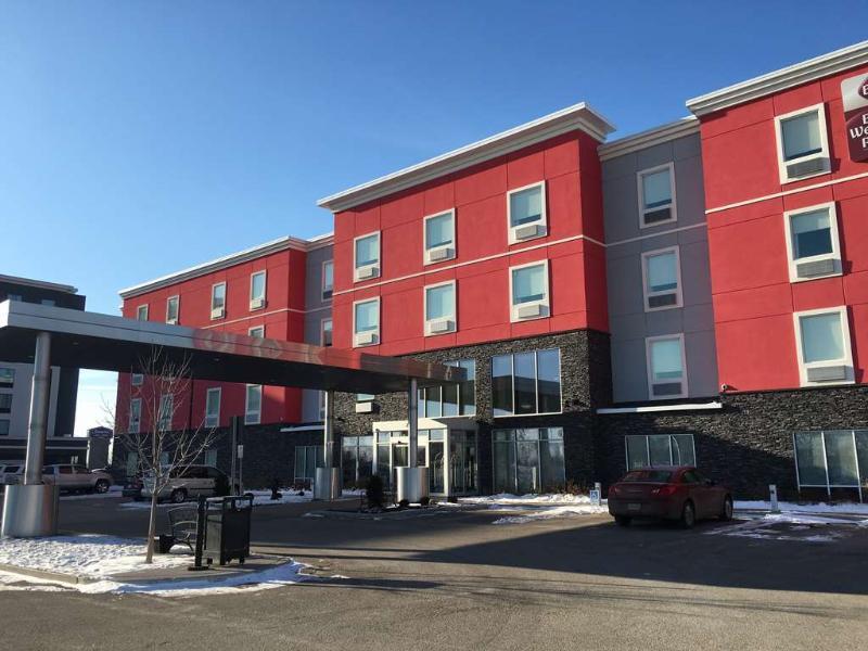 Best Western Plus Airport Inn&Suites Saskatoon Exterior foto