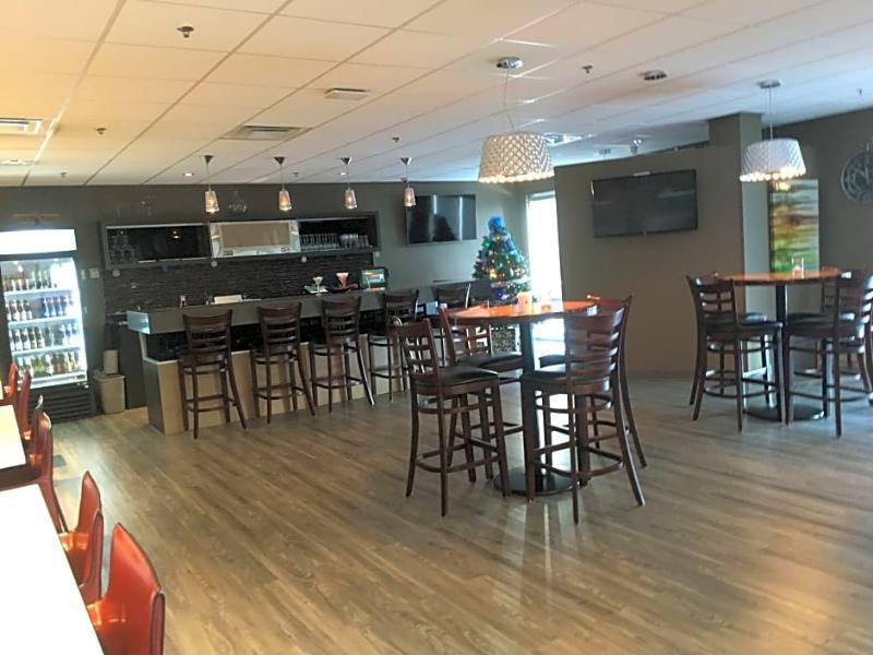 Best Western Plus Airport Inn&Suites Saskatoon Exterior foto